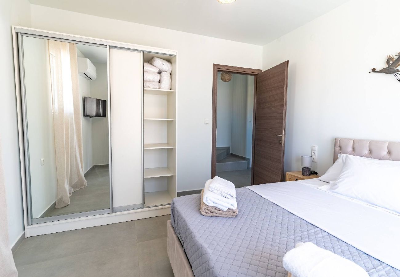 House in Panormo - Symphony Suite