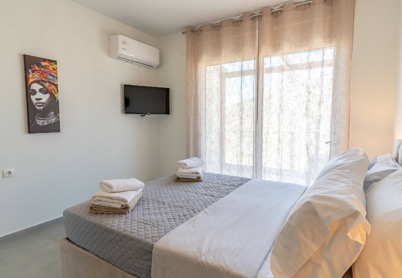 House in Panormo - Symphony Suite