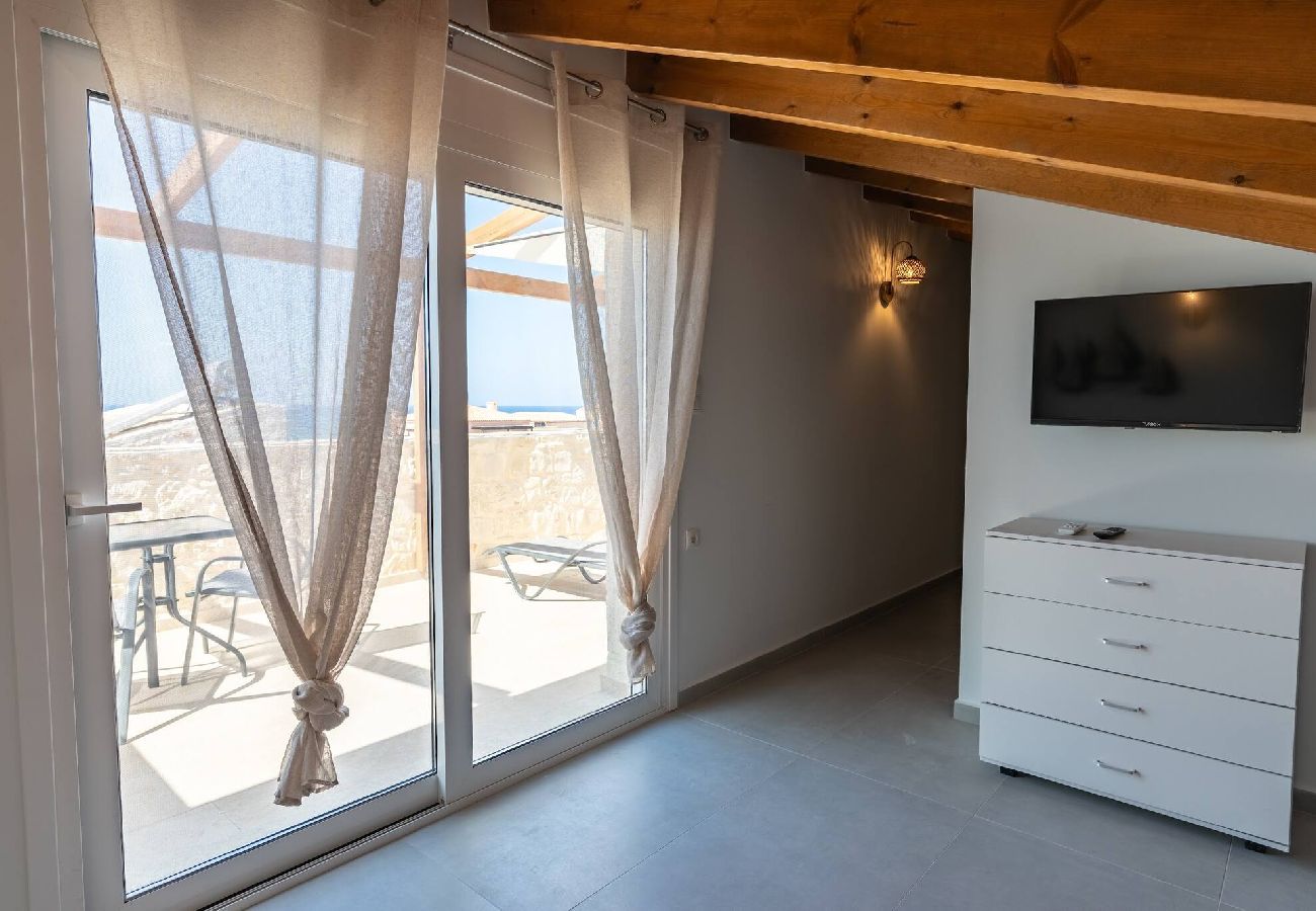 House in Panormo - Symphony Suite