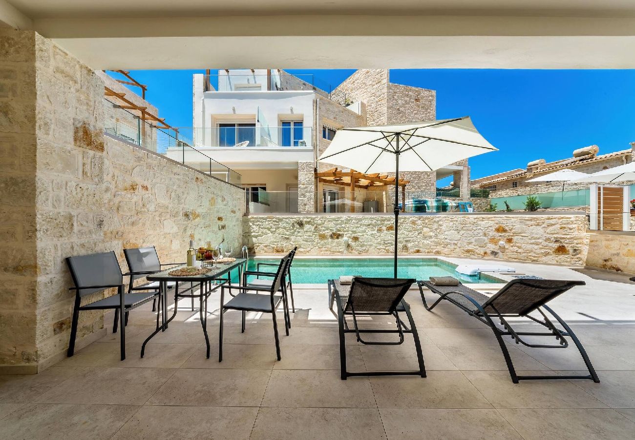 House in Panormo - Melody Suite