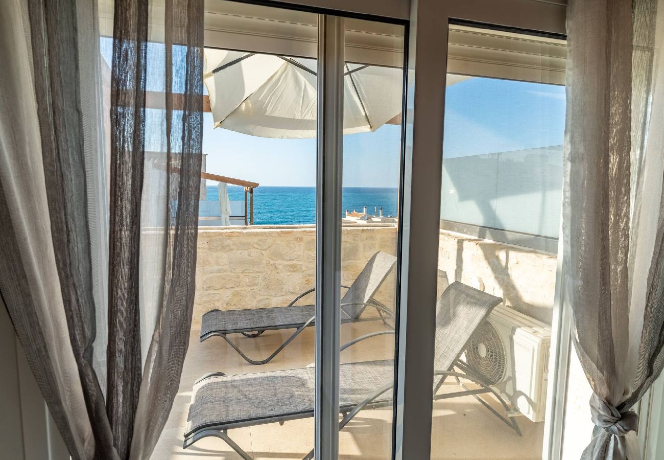 House in Panormo - Armonia Suite