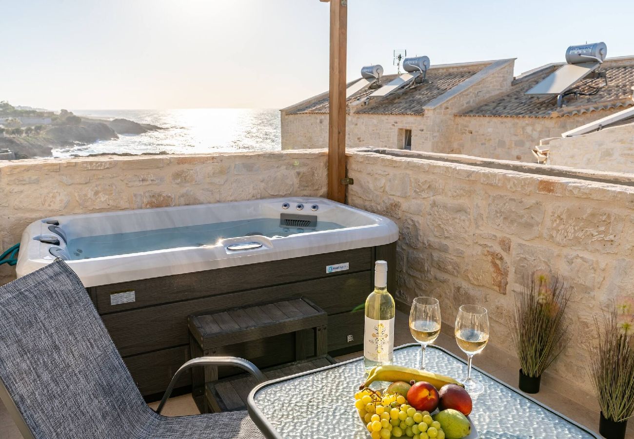 House in Panormo - Armonia Suite