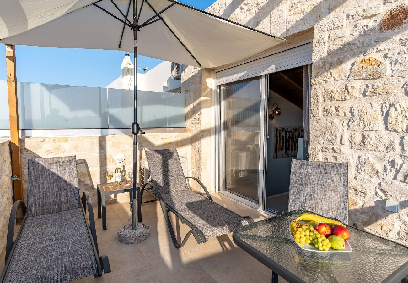 House in Panormo - Armonia Suite