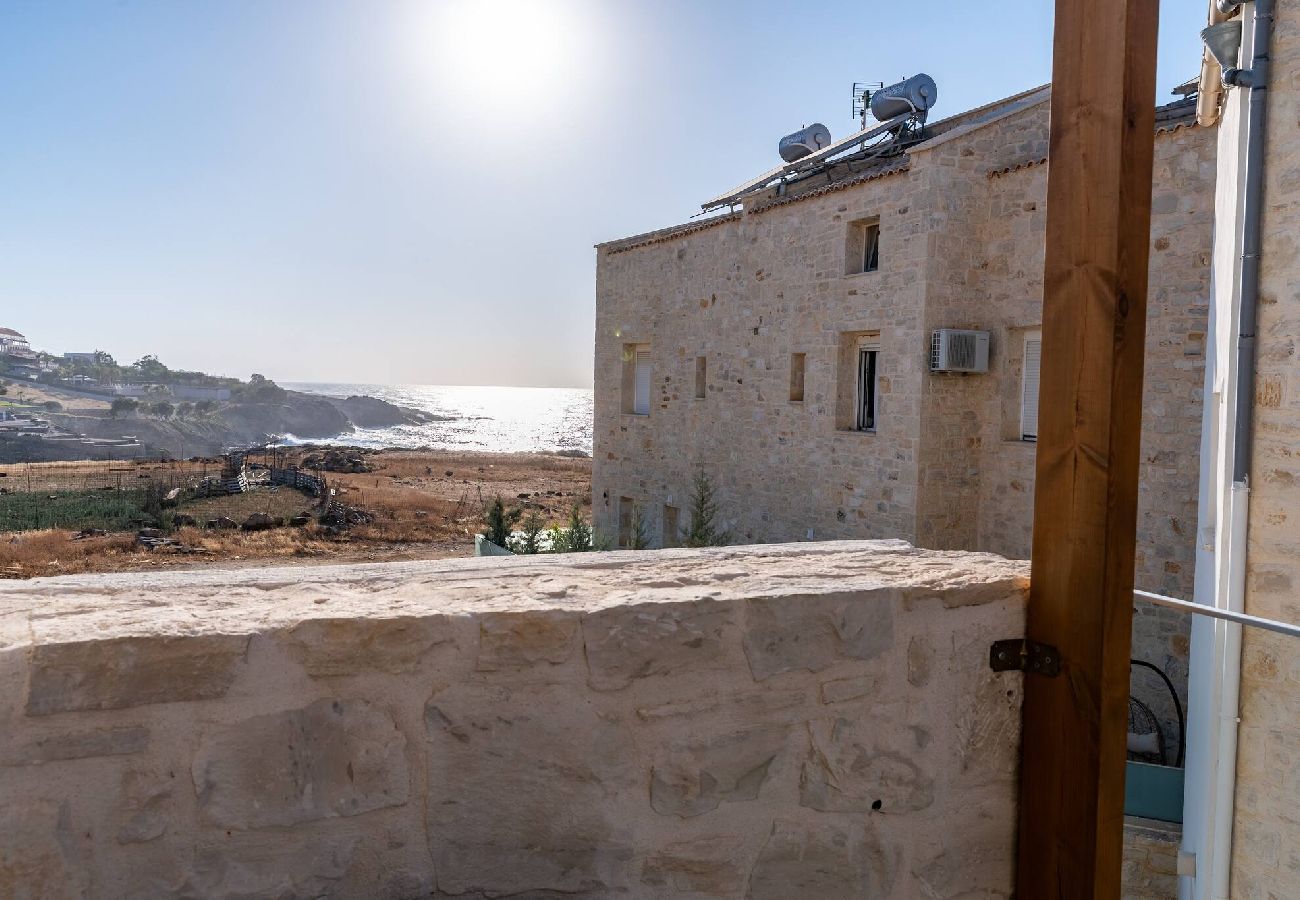 House in Panormo - Armonia Suite