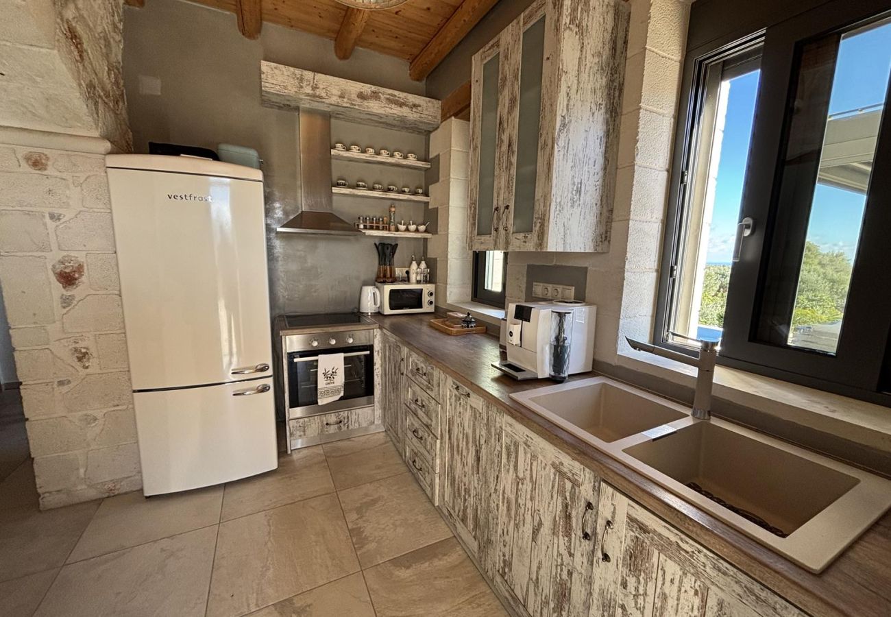 Villa in Vamos - MayaElisa Villa with Heated Pool, By Hellocrete