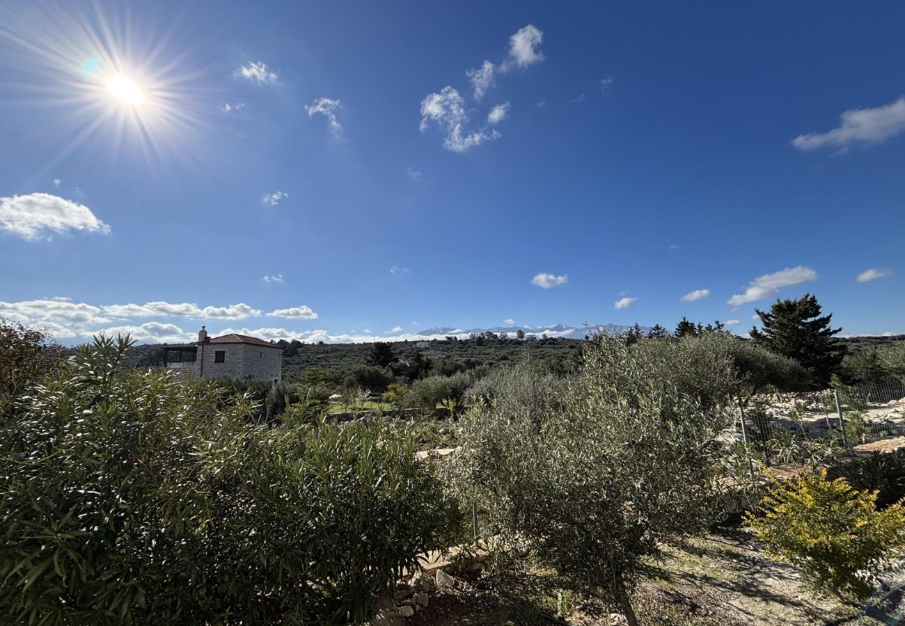 Villa in Vamos - MayaElisa Villa with Heated Pool, By Hellocrete