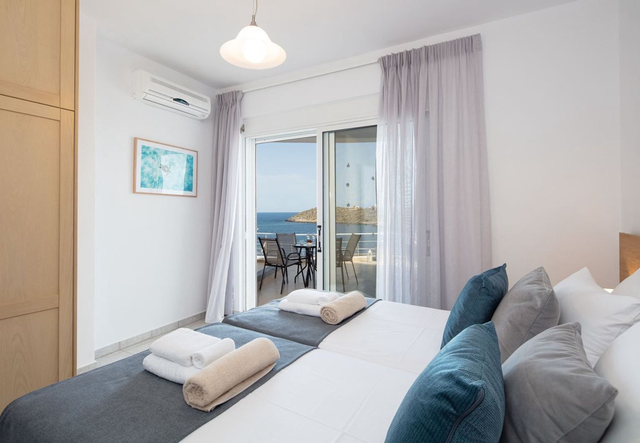 Apartment in Akrotiri - Tersanas Seaside Apartment