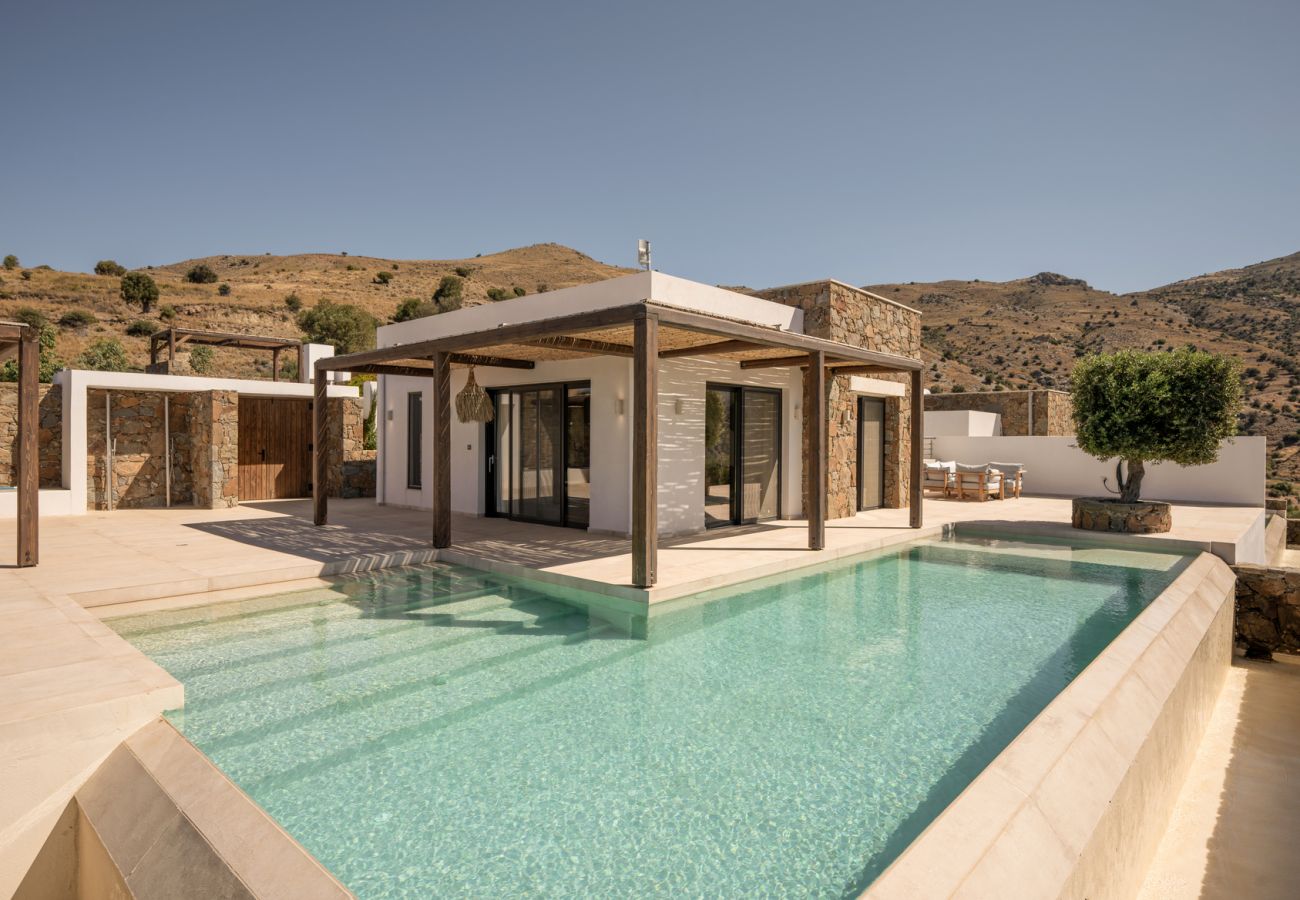 Villa in Saktouria - ArtOikia Villas, By Hellocrete
