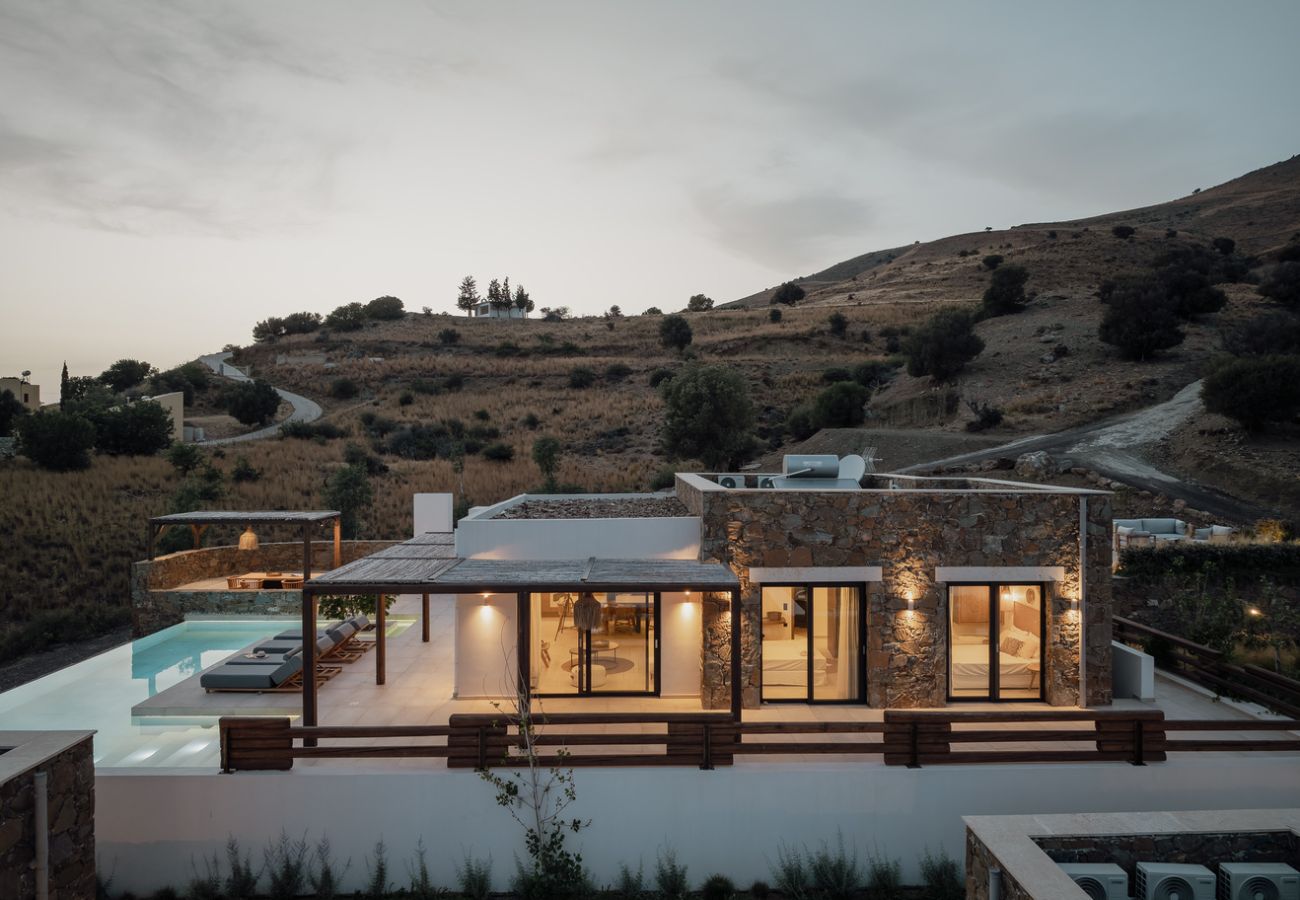 Villa in Saktouria - ArtOikia Villas, By Hellocrete