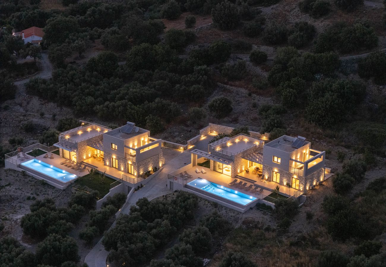 Villa in Agia Foteini - Mitatare Villas 1 - Evangelos, By Hellocrete