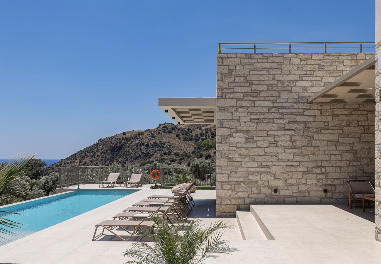 Villa in Agia Foteini - Mitatare Villas 1 - Evangelos, By Hellocrete