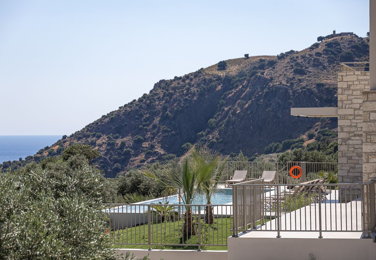 Villa in Agia Foteini - Mitatare Villas 1 - Evangelos, By Hellocrete
