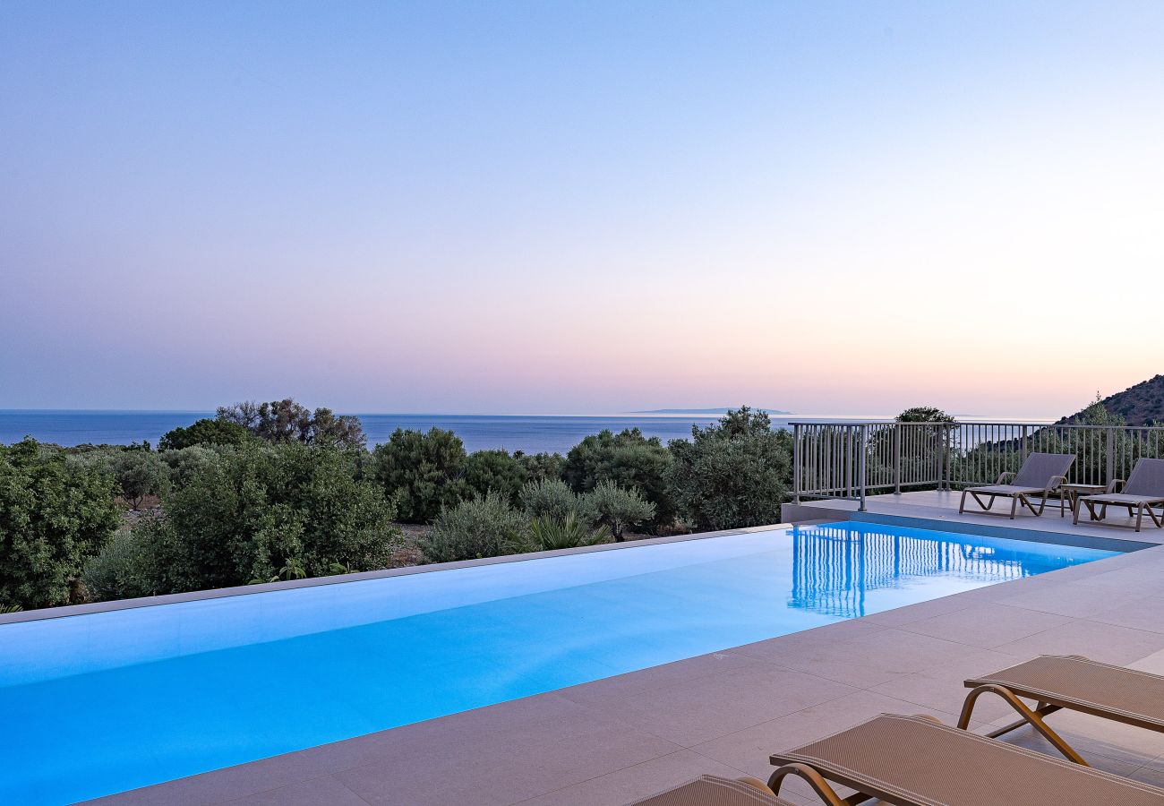 Villa in Agia Foteini - Mitatare Villas 1 - Evangelos, By Hellocrete