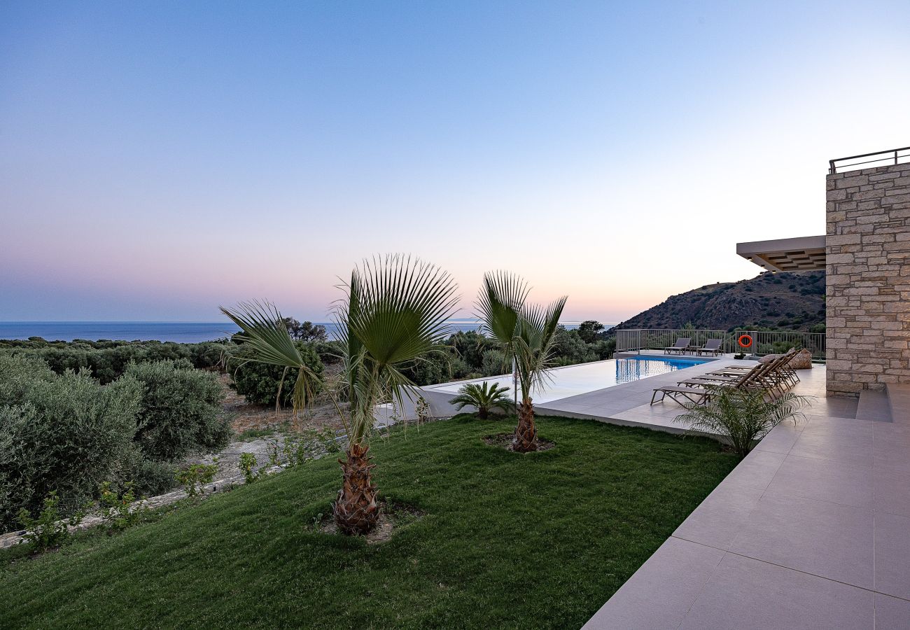 Villa in Agia Foteini - Mitatare Villas 1 - Evangelos, By Hellocrete