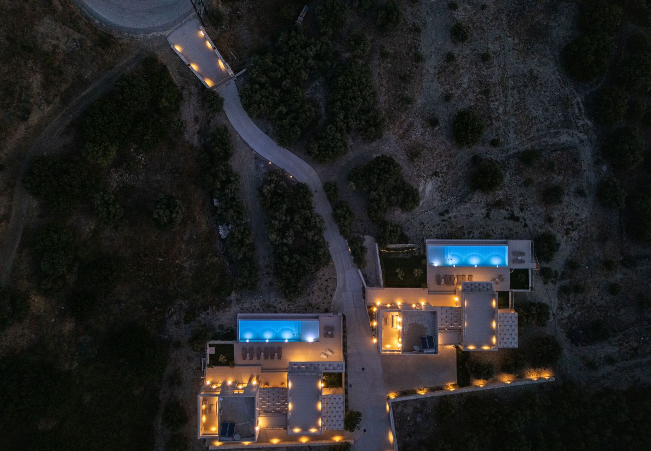 Villa in Agia Foteini - Mitatare Villas 2 - Evgenia, By Hellocrete