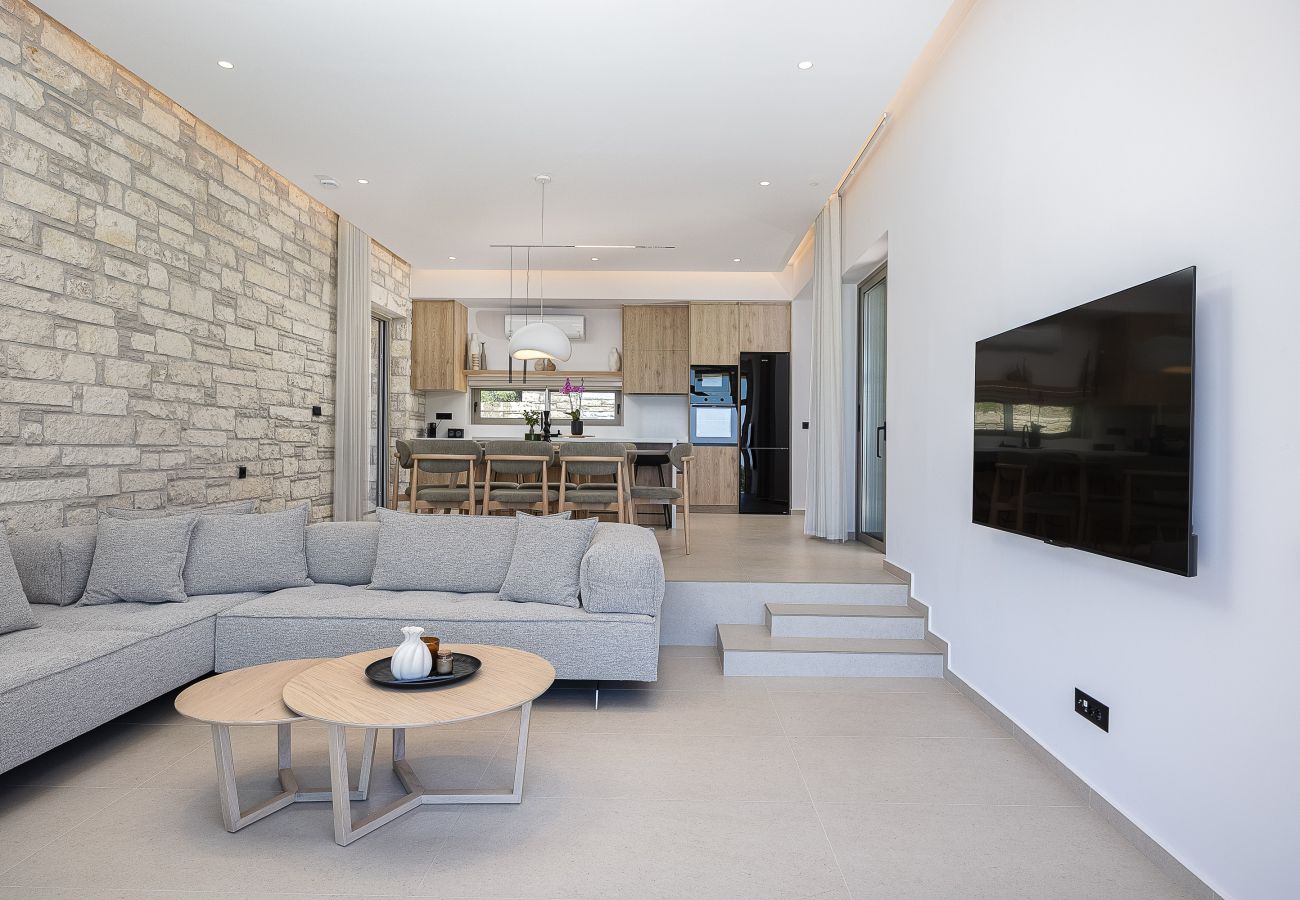 Villa in Agia Foteini - Mitatare Villas 2 - Evgenia, By Hellocrete