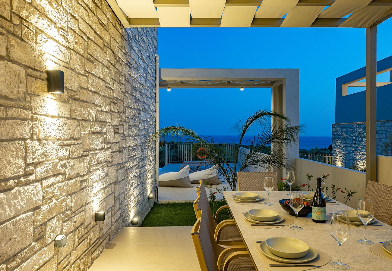 Villa in Agia Foteini - Mitatare Villas 2 - Evgenia, By Hellocrete