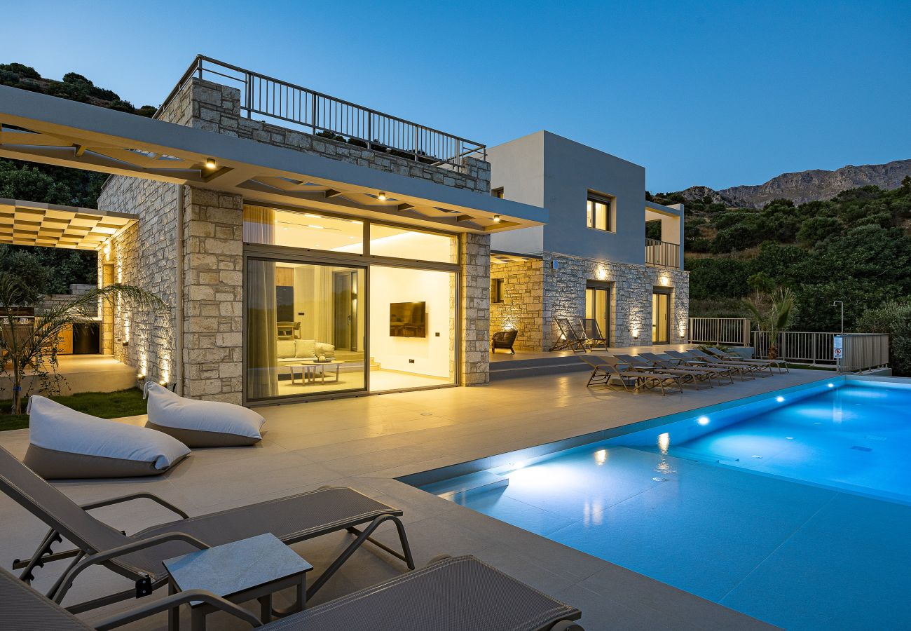 Villa in Agia Foteini - Mitatare Villas 2 - Evgenia, By Hellocrete