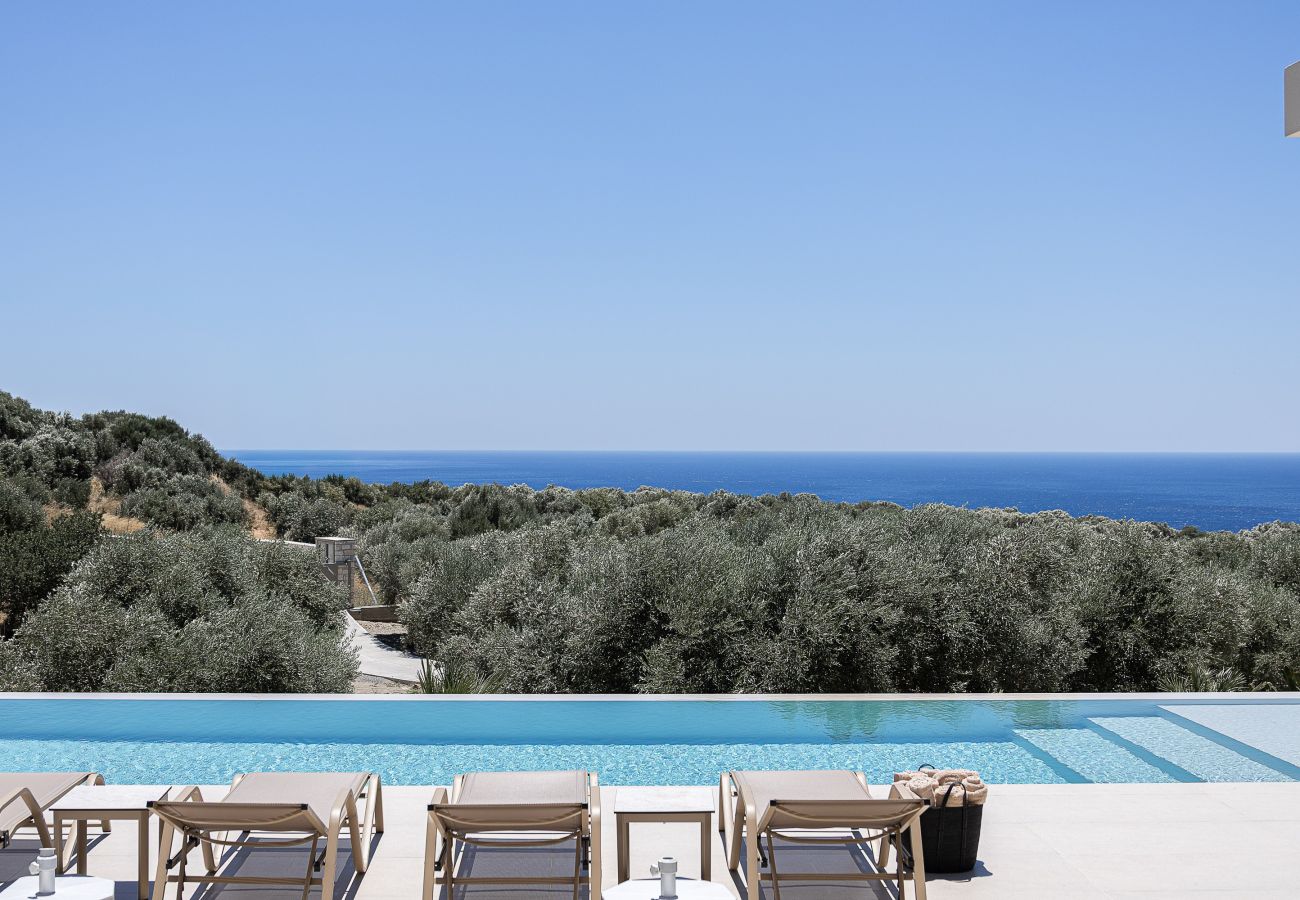 Villa in Agia Foteini - Mitatare Villas 2 - Evgenia, By Hellocrete