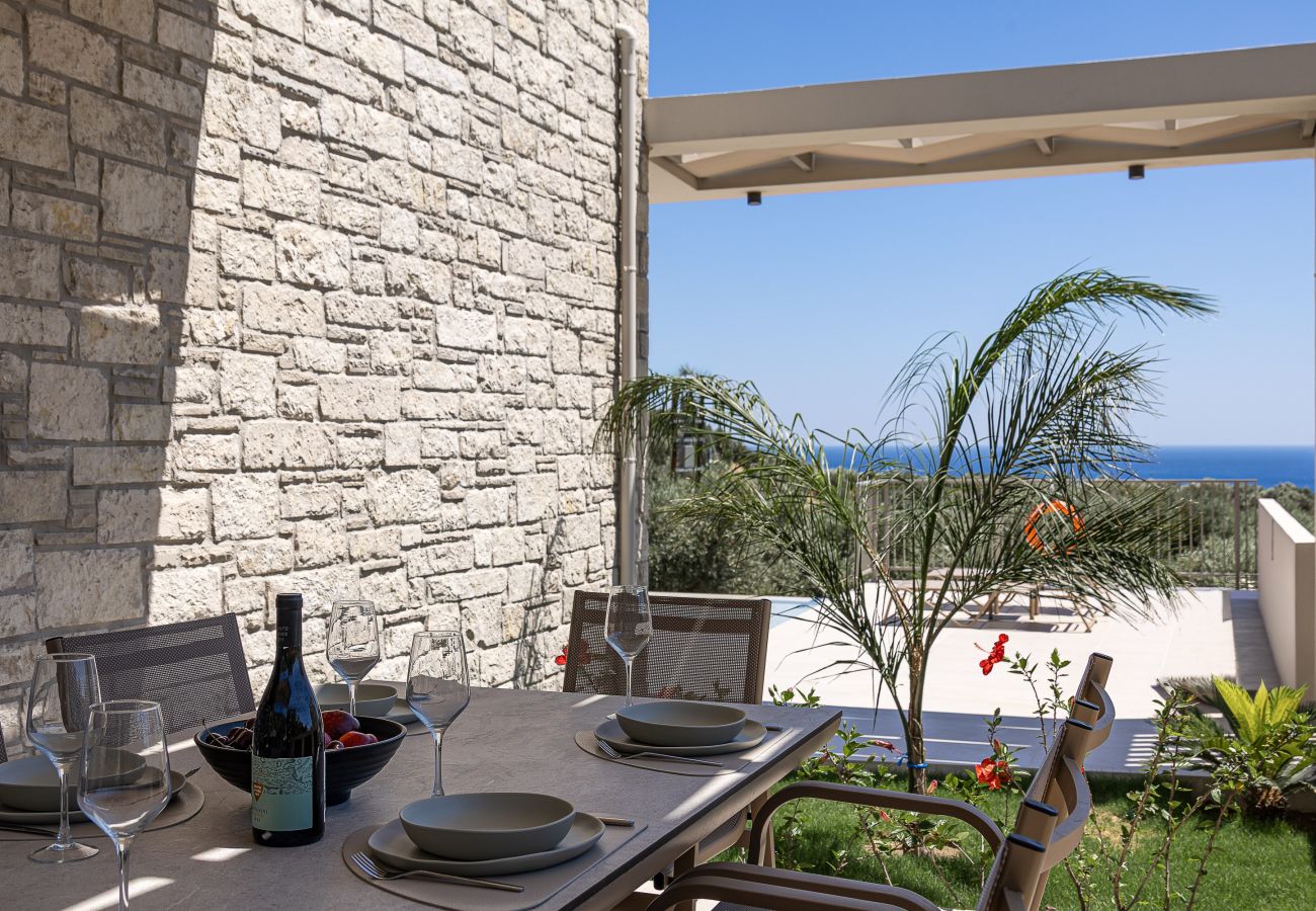 Villa in Agia Foteini - Mitatare Villas 2 - Evgenia, By Hellocrete