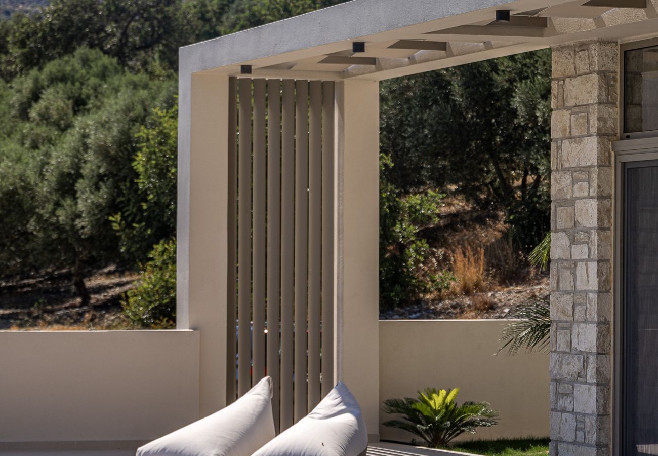 Villa in Agia Foteini - Mitatare Villas 2 - Evgenia, By Hellocrete