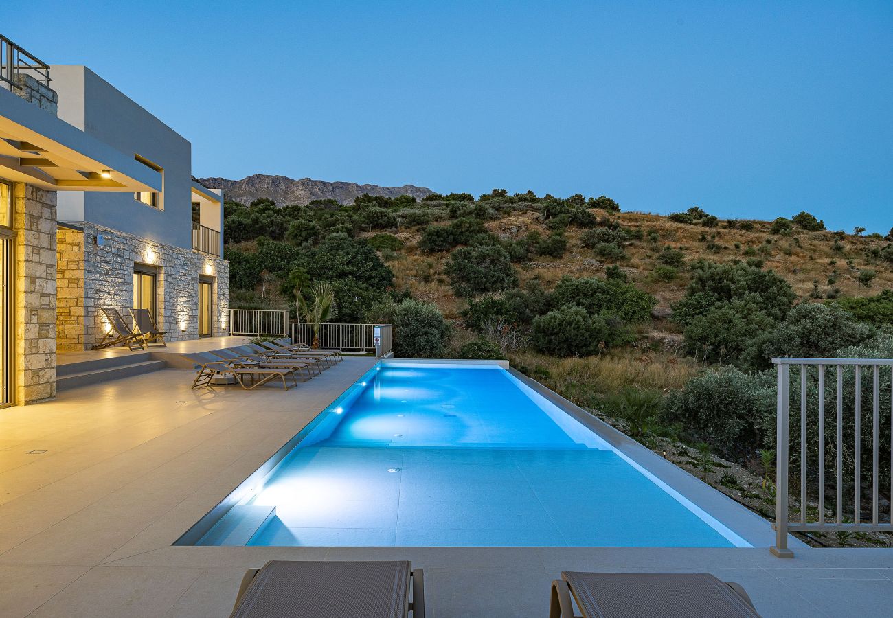 Villa in Agia Foteini - Mitatare Villas 2 - Evgenia, By Hellocrete