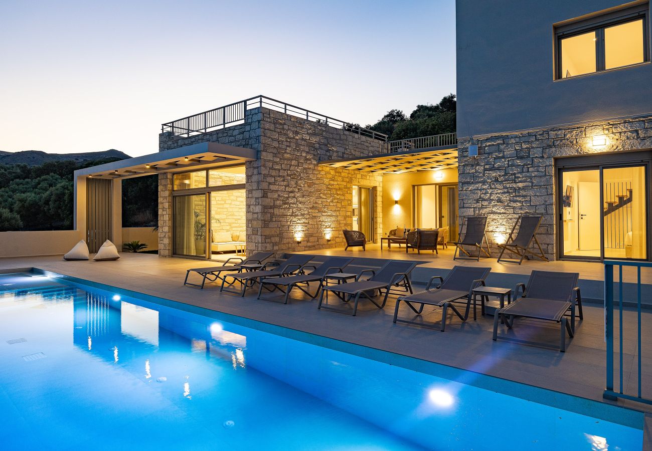 Villa in Agia Foteini - Mitatare Villas 2 - Evgenia, By Hellocrete